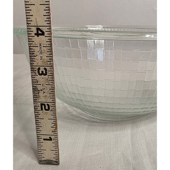 Vintage Pyrex 2.5L Round Borosilicate Glass Bowl Basket Weave Pattern - Picture 5 of 5